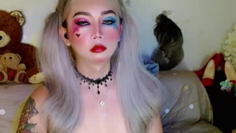 Snapshot of adorableslutxxx chatting on February 2025 02:12:02 AM jasmine online show from February 2025 02:12:02 AM