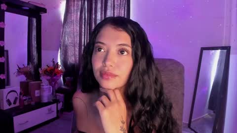 Stormi online show from March 2025 06:43:02 PM