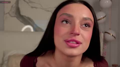 adoracortes online show from November 2025 05:11:01 AM