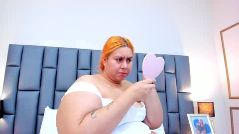 Snapshot of adreeaperez1 chatting on December 2024 12:25:02 PM ANDREA PEREZ online show from December 2024 12:25:02 PM
