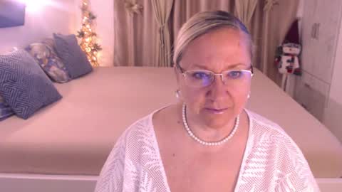 Cryna online show from December 2024 03:58:02 AM