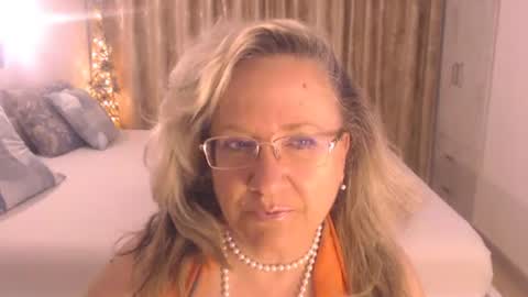 Cryna online show from June 2026 05:39:02 PM