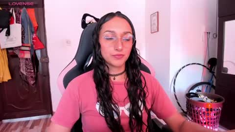 Adrena10 online show from April 2026 07:20:02 PM