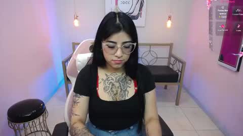 Adri  online show from June 2026 11:08:02 AM