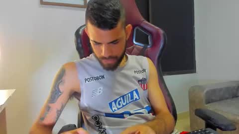 Snapshot of adri_sexboy229 chatting on September 2025 02:02:01 AM adri_sexboy229 online show from September 2025 02:02:01 AM