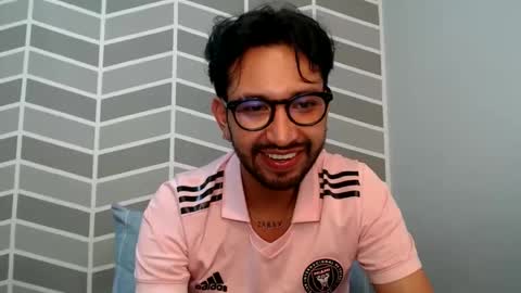 Adrian Falcon online show from May 2026 05:58:02 AM