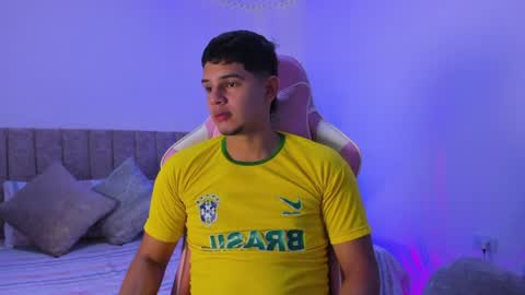 ADRIAN online show from June 2026 07:01:01 PM