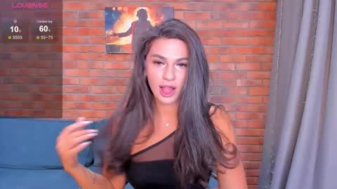 Adriana online show from October 2025 12:33:02 AM