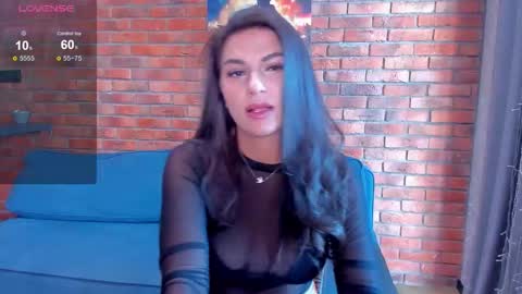 Adriana online show from October 2025 02:41:02 AM