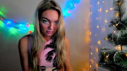 Snapshot of adriana_coy_ chatting on December 2024 02:04:01 PM Adriana online show from December 2024 02:04:01 PM