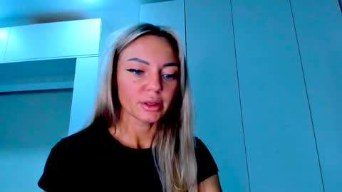 Snapshot of adriana_coy_ chatting on January 2025 02:28:02 PM Adriana online show from January 2025 02:28:02 PM