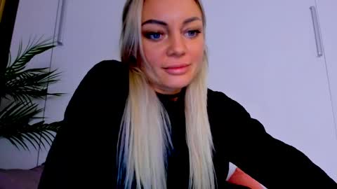 Snapshot of adriana_coy_ chatting on March 2025 03:26:01 PM Adriana online show from March 2025 03:26:01 PM