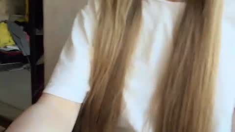 Caroline online show from August 2026 03:37:01 PM