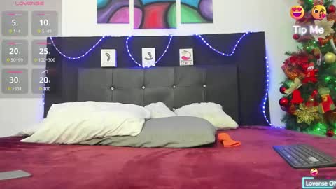 Snapshot of adriano_bigcock chatting on December 2024 04:54:02 AM Adrian online show from December 2024 04:54:02 AM