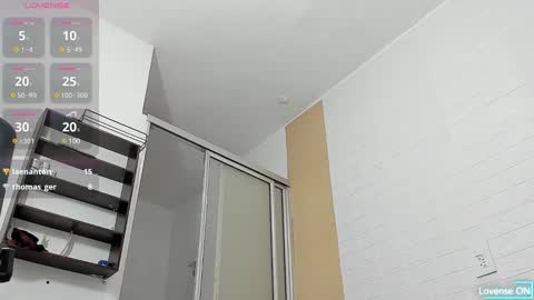Snapshot of adriano_bigcock chatting on January 2025 04:38:02 AM Adrian online show from January 2025 04:38:02 AM