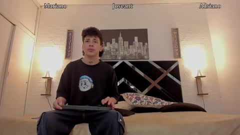 Snapshot of adriano_bigcock chatting on October 2025 03:15:02 AM Adrian online show from October 2025 03:15:02 AM