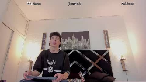 Snapshot of adriano_bigcock chatting on October 2025 04:12:02 AM Adrian online show from October 2025 04:12:02 AM