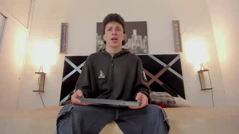 Snapshot of adriano_bigcock chatting on November 2025 04:34:02 AM Adrian online show from November 2025 04:34:02 AM