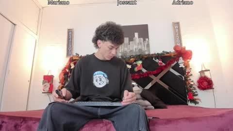 Snapshot of adriano_bigcock chatting on November 2025 03:31:02 AM Adrian online show from November 2025 03:31:02 AM