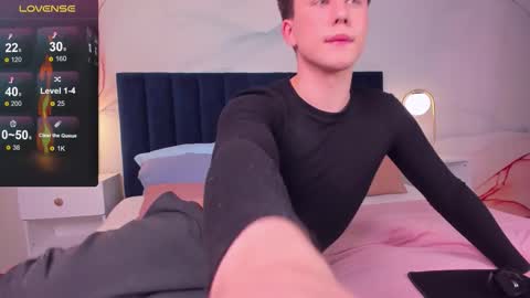 adrianoaubert online show from September 2025 10:27:01 AM