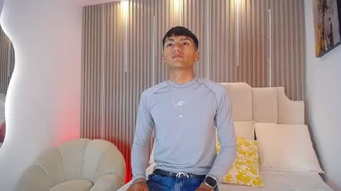 adrianstark_ online show from May 2026 12:11:02 PM