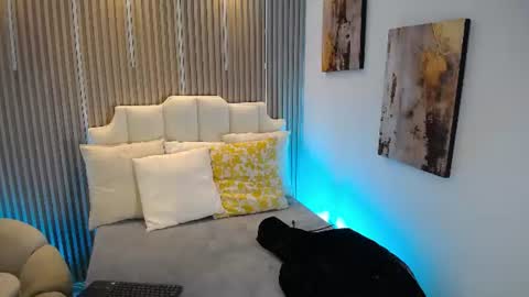 adrianstark_ online show from June 2026 12:52:01 PM