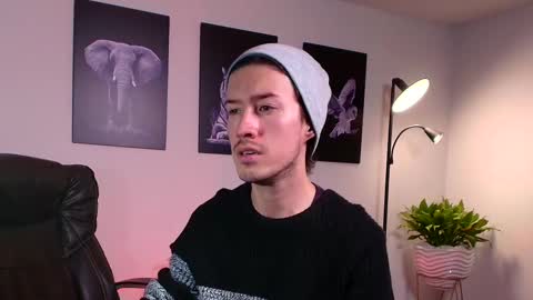 Adrian Williams online show from February 2025 06:26:02 PM