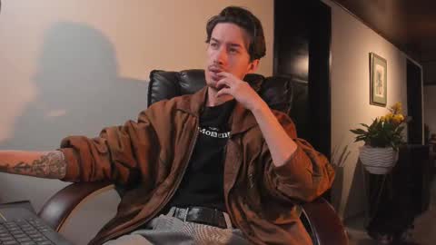 Adrian Williams online show from January 2026 03:23:02 AM