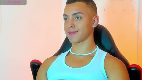 Snapshot of adriianlopez chatting on December 2024 06:46:02 PM Adrian Lopez online show from December 2024 06:46:02 PM