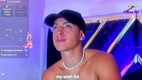 Snapshot of adriianlopez chatting on December 2024 11:13:02 PM Adrian Lopez online show from December 2024 11:13:02 PM