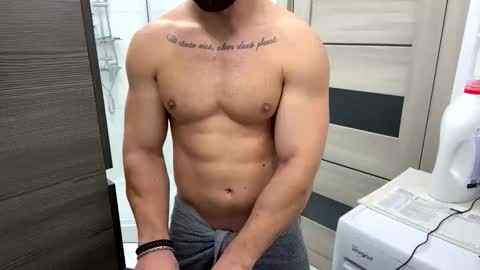 Snapshot of advp69 chatting on October 2025 12:47:01 PM Mrrfitt online show from October 2025 12:47:01 PM