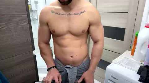 Snapshot of advp69 chatting on October 2025 12:45:01 PM Mrrfitt online show from October 2025 12:45:01 PM