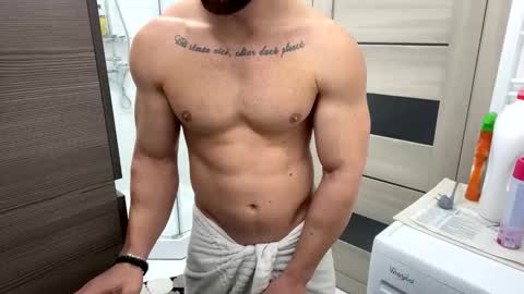 Snapshot of advp69 chatting on October 2025 01:35:02 PM Mrrfitt online show from October 2025 01:35:02 PM