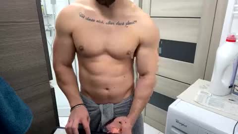 Snapshot of advp69 chatting on November 2025 11:25:01 PM Mrrfitt online show from November 2025 11:25:01 PM