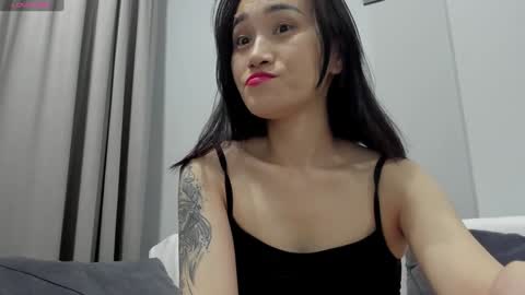 Snapshot of ae_nie chatting on January 2025 04:17:01 PM Aenie online show from January 2025 04:17:01 PM
