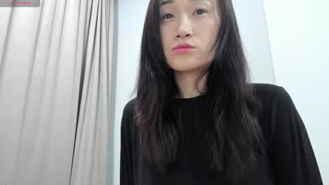Snapshot of ae_nie chatting on February 2025 12:24:01 PM Aenie online show from February 2025 12:24:01 PM