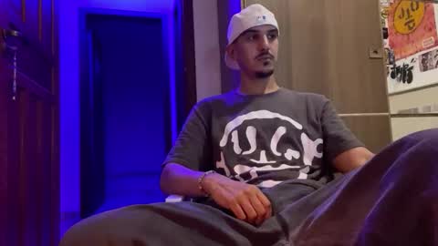 Luci online show from November 2025 12:02:02 AM