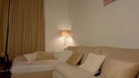 aerisblue online show from October 2025 07:56:01 PM