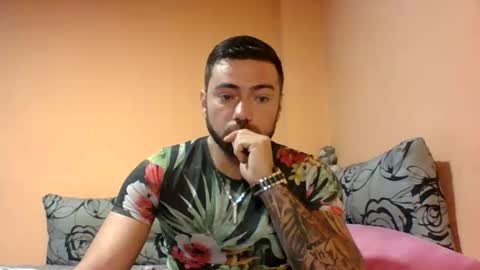 Snapshot of aerthurethan chatting on October 2025 07:53:02 AM aerthurethan online show from October 2025 07:53:02 AM