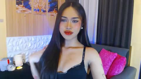 Snapshot of aeshamargaux chatting on November 2025 02:17:02 AM aeshamargaux online show from November 2025 02:17:02 AM