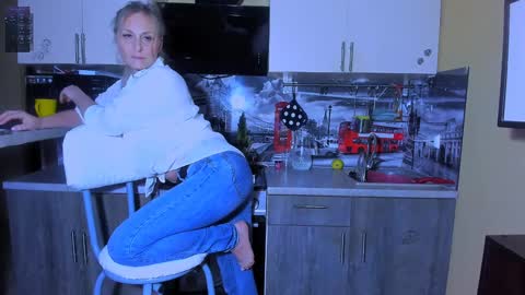 Snapshot of afanasia chatting on January 2025 06:30:01 PM OneAfa online show from January 2025 06:30:01 PM