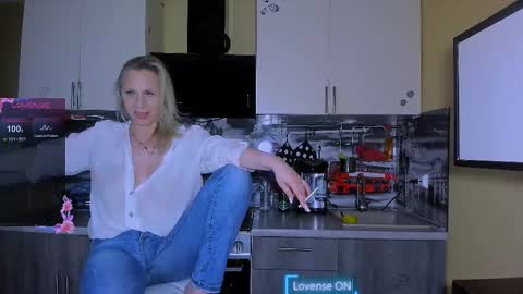 Snapshot of afanasia chatting on February 2025 11:26:02 PM OneAfa online show from February 2025 11:26:02 PM