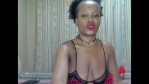 Snapshot of aficangagqueen chatting on November 2025 01:48:02 AM AfricanSquirtQueen online show from November 2025 01:48:02 AM