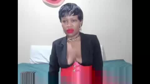 Snapshot of aficangagqueen chatting on December 2025 11:34:01 PM AfricanSquirtQueen online show from December 2025 11:34:01 PM