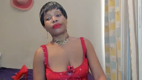 Snapshot of aficangagqueen chatting on January 2026 01:59:01 PM AfricanSquirtQueen online show from January 2026 01:59:01 PM