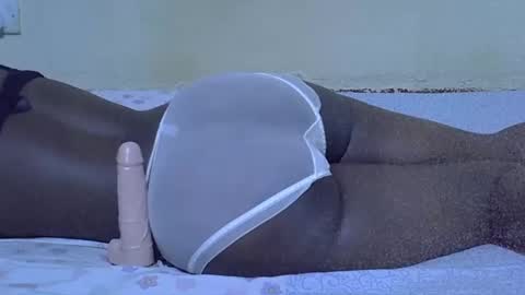 Snapshot of african_pussy2 chatting on March 2025 04:52:02 PM african_pussy2 online show from March 2025 04:52:02 PM