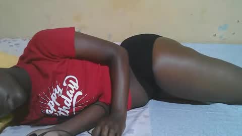 Snapshot of african_pussy2 chatting on October 2025 07:01:02 PM african_pussy2 online show from October 2025 07:01:02 PM