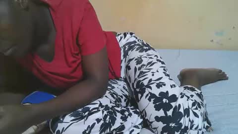 Snapshot of african_pussy2 chatting on November 2025 03:15:02 PM african_pussy2 online show from November 2025 03:15:02 PM