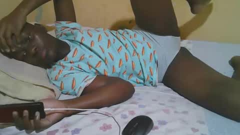 Snapshot of african_pussy2 chatting on December 2025 03:05:01 PM african_pussy2 online show from December 2025 03:05:01 PM