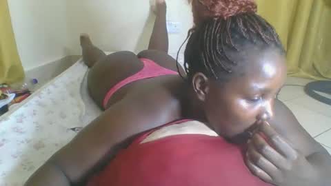 ELIZABETH online show from December 2025 07:10:01 PM